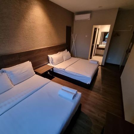 Miico Hotel @ Mount Austin Johor Bahru Ngoại thất bức ảnh