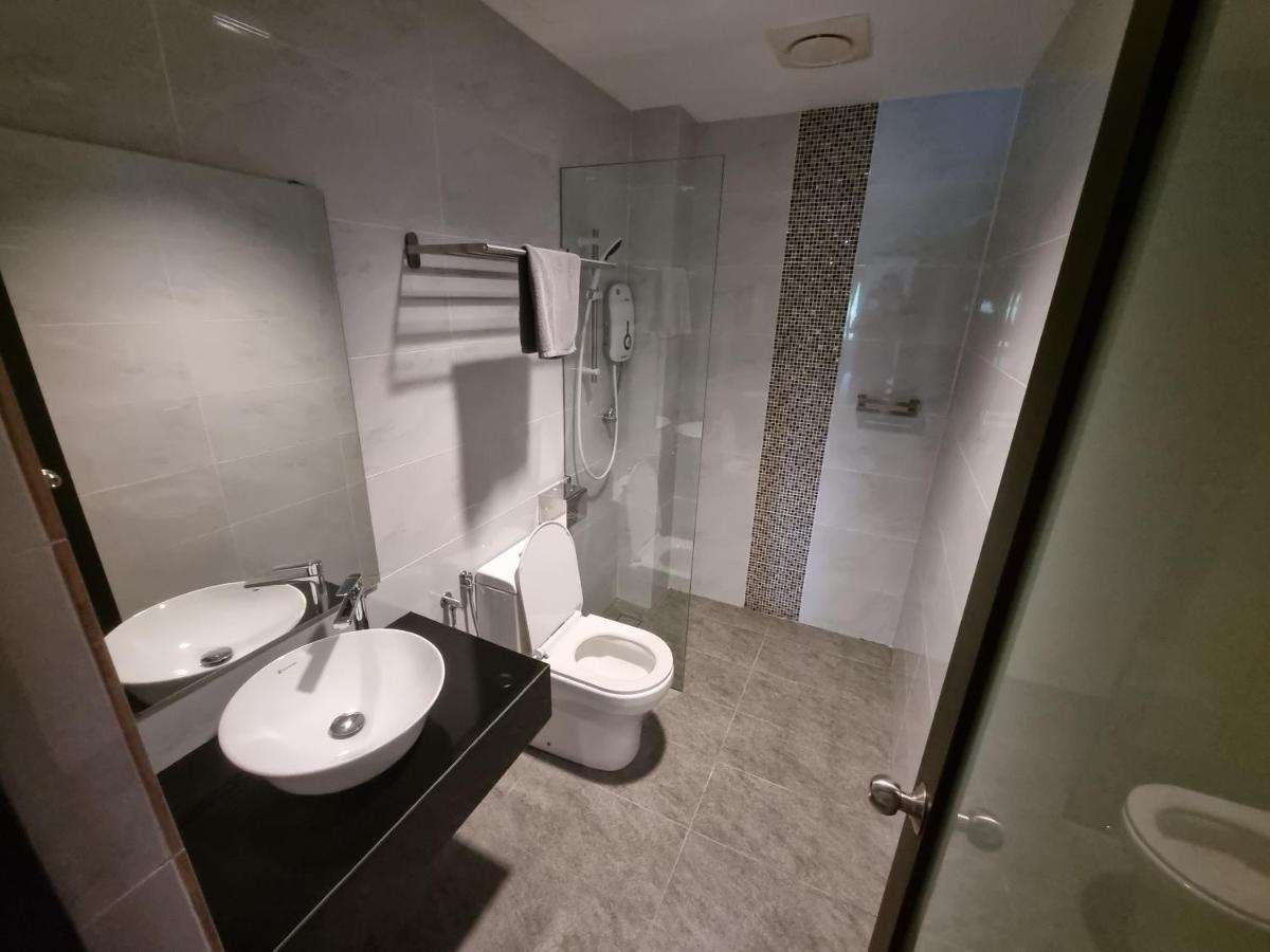 Miico Hotel @ Mount Austin Johor Bahru Ngoại thất bức ảnh