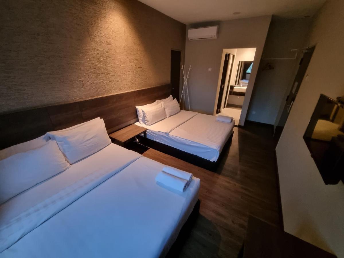 Miico Hotel @ Mount Austin Johor Bahru Ngoại thất bức ảnh