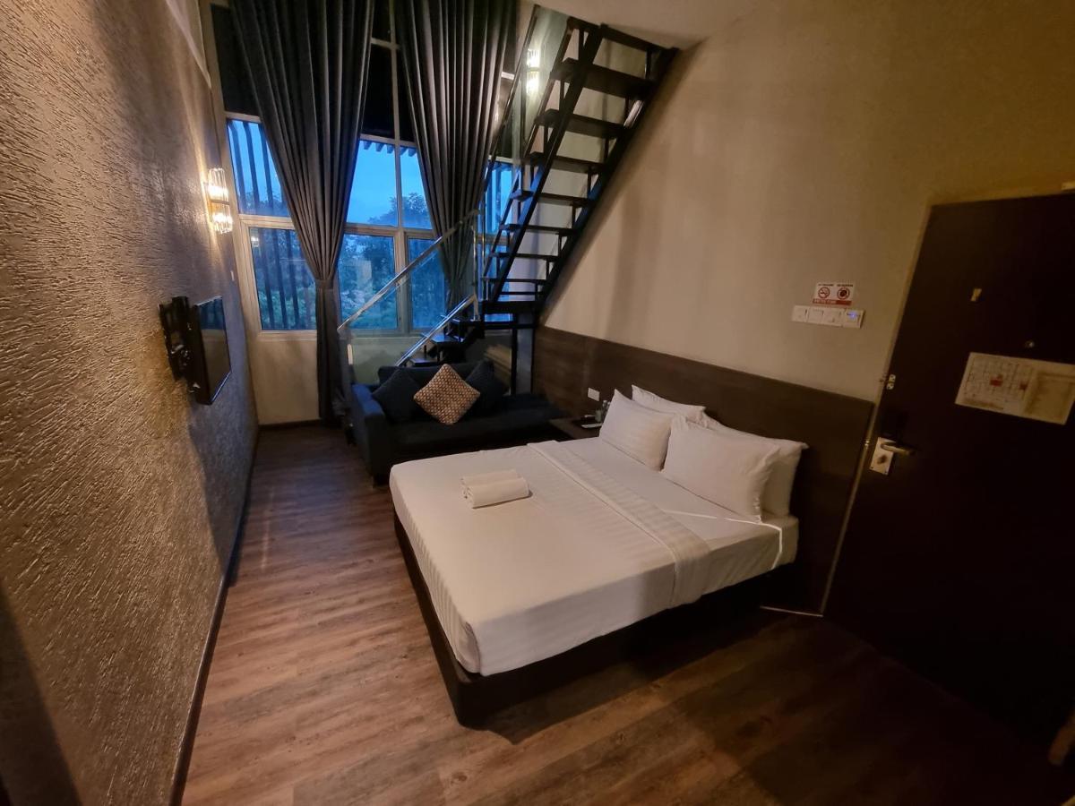Miico Hotel @ Mount Austin Johor Bahru Ngoại thất bức ảnh