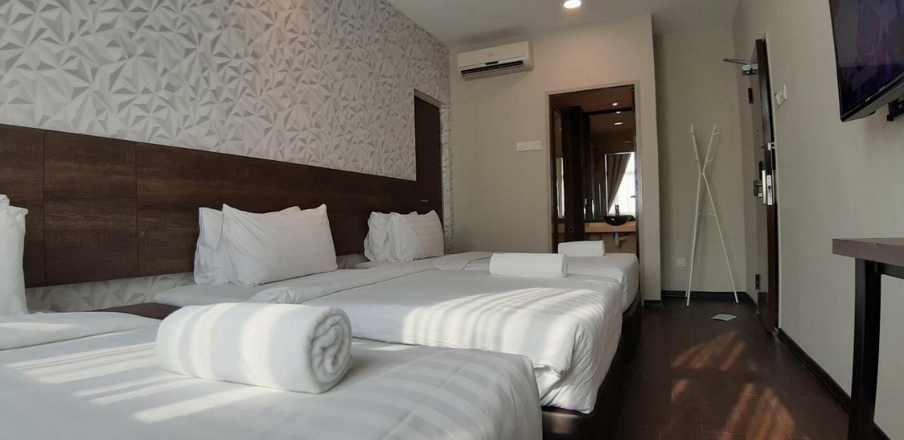 Miico Hotel @ Mount Austin Johor Bahru Ngoại thất bức ảnh