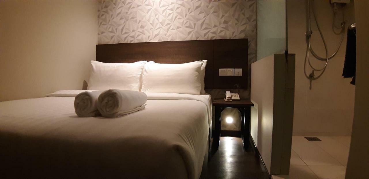 Miico Hotel @ Mount Austin Johor Bahru Ngoại thất bức ảnh