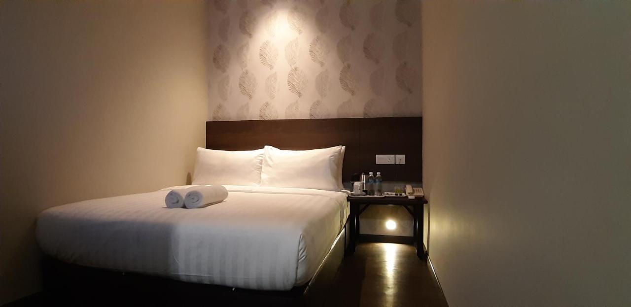 Miico Hotel @ Mount Austin Johor Bahru Ngoại thất bức ảnh