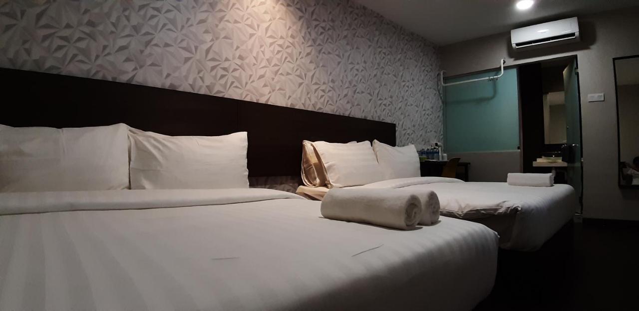 Miico Hotel @ Mount Austin Johor Bahru Ngoại thất bức ảnh