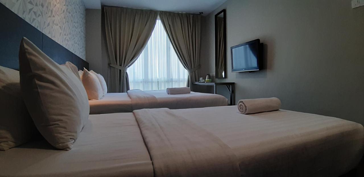 Miico Hotel @ Mount Austin Johor Bahru Ngoại thất bức ảnh